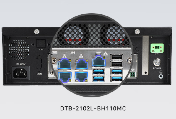 東田桌面式工控機端口.png